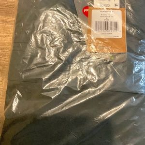 The North Face Mens Jacket Medium Thermoball Full-Zip. New with Tags.